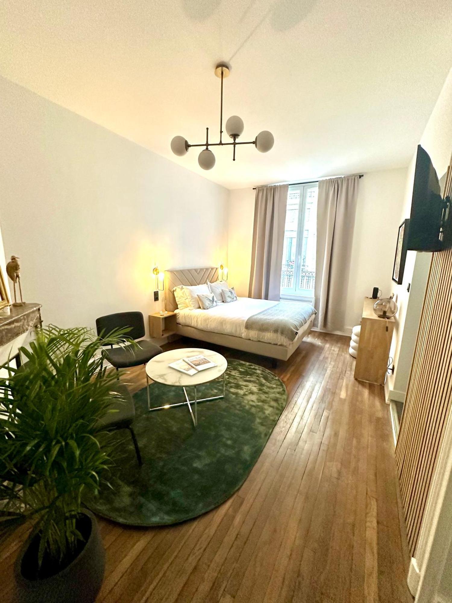 So Guest, Clou Dans Le Fer, Modern Near Cathedral Apartment Reims